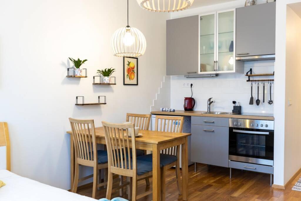 Lovely Studio 5 Min Walk From Old Town And Seaside Tallinn Eksteriør bilde
